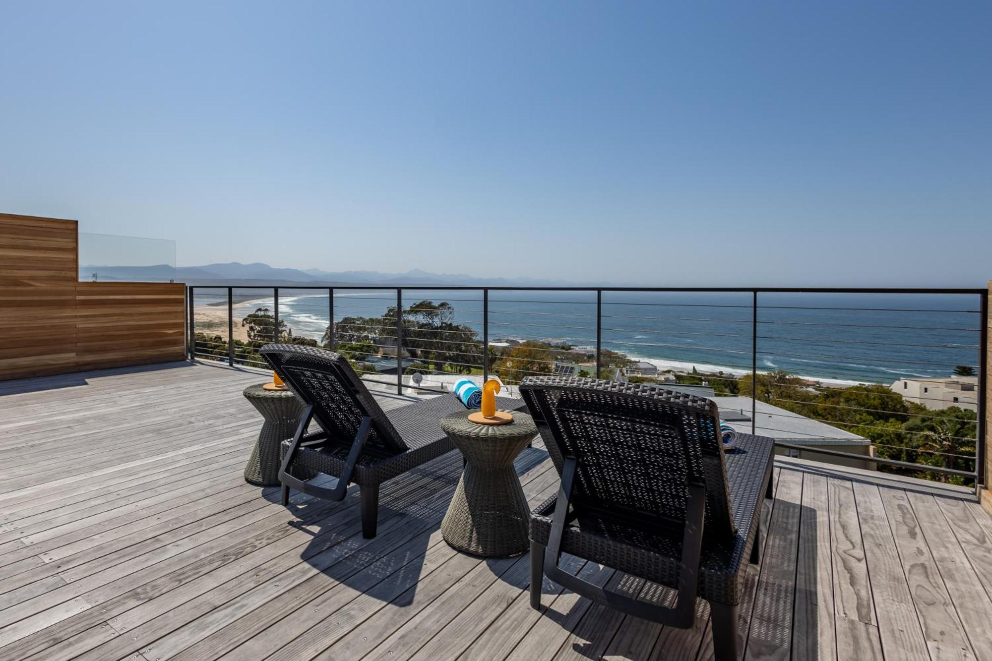 Plett Quarter Apart-hotel